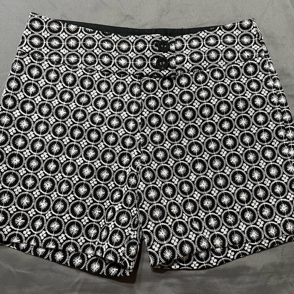 Black and White Geometric Bermuda Shorts